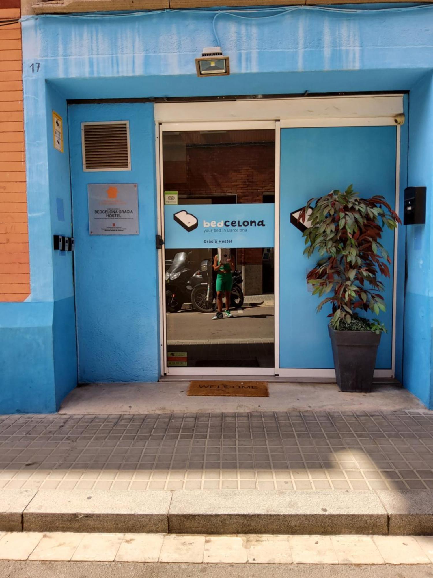 Bedcelona Hostel Барселона Экстерьер фото